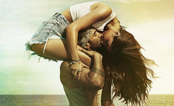 Disha Patani, Aditya Roy Kapur share a passionate kiss in Malang Disha Patani, Aditya Roy Kapur, Malang