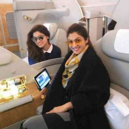 Shilpa Shetty and Raj Kundra's private jet Shilpa Shetty and Raj Kundra's private jet