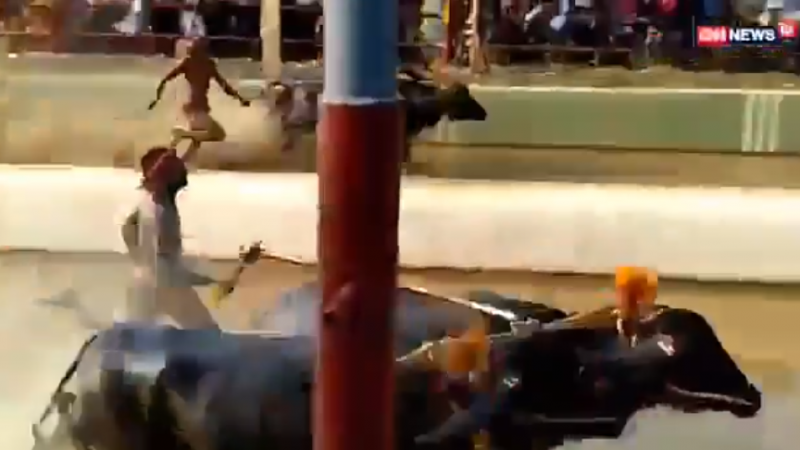 கர்நாடகாவில் உள்ள சீனிவாஸ் கவுர் கொம்பாலா சீனிவாஸ் க ur ர்