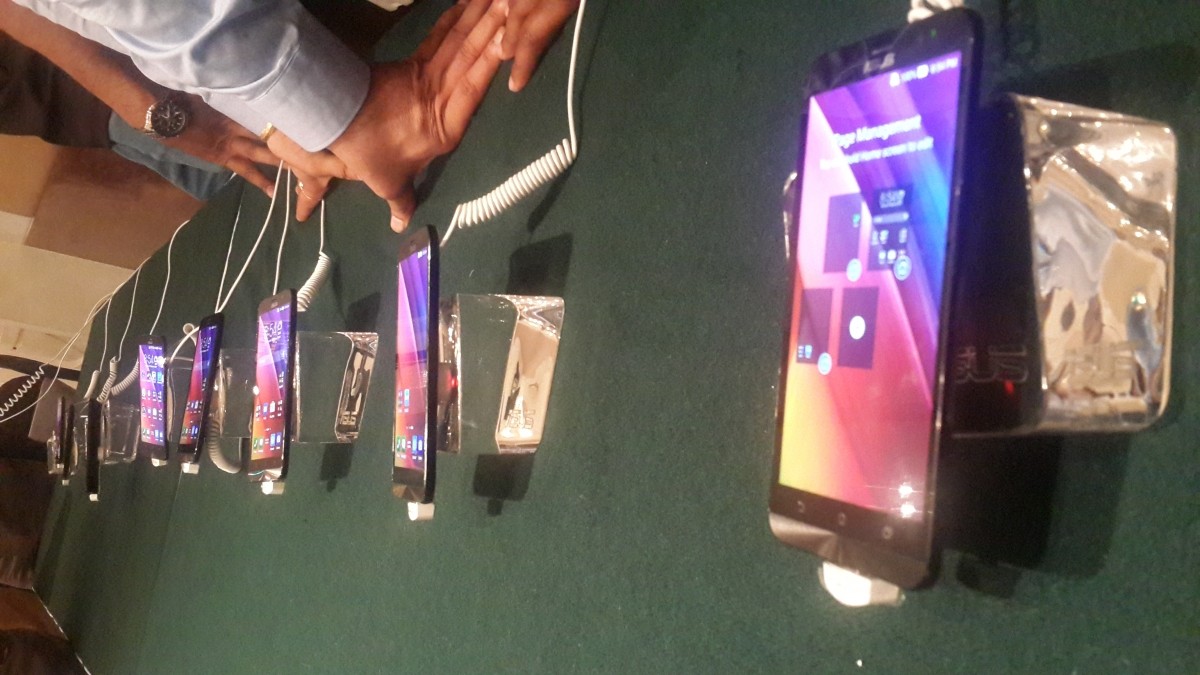Asus Zenfone 2 On Display