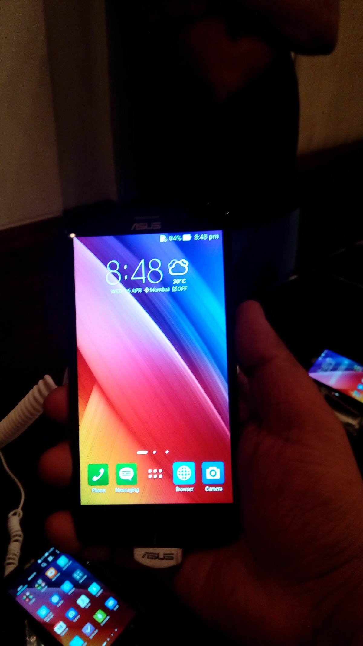 Asus Zenfone 2 mid-range model