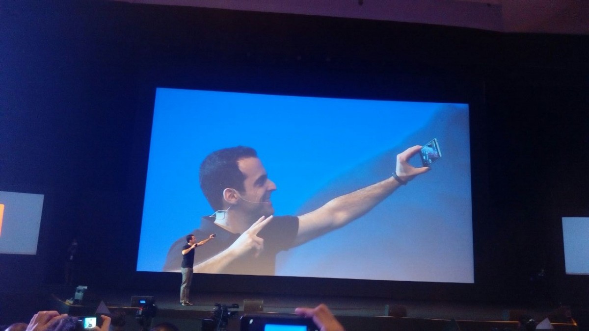 Xiaomi Mi 4I camera front