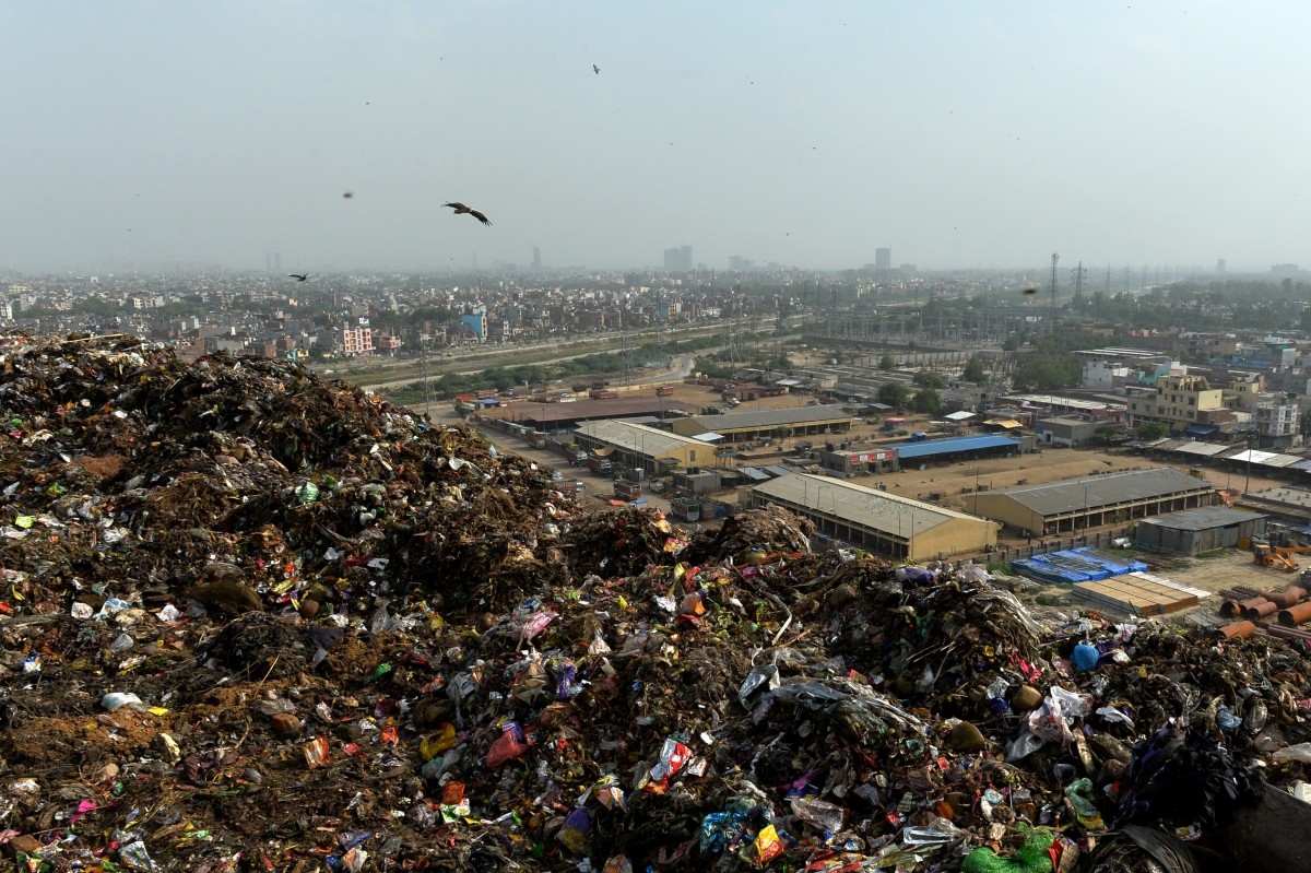 Delhi's Ghazipur Landfill Just 8 Metres Shorter Than Qutub Minar; 5 ...