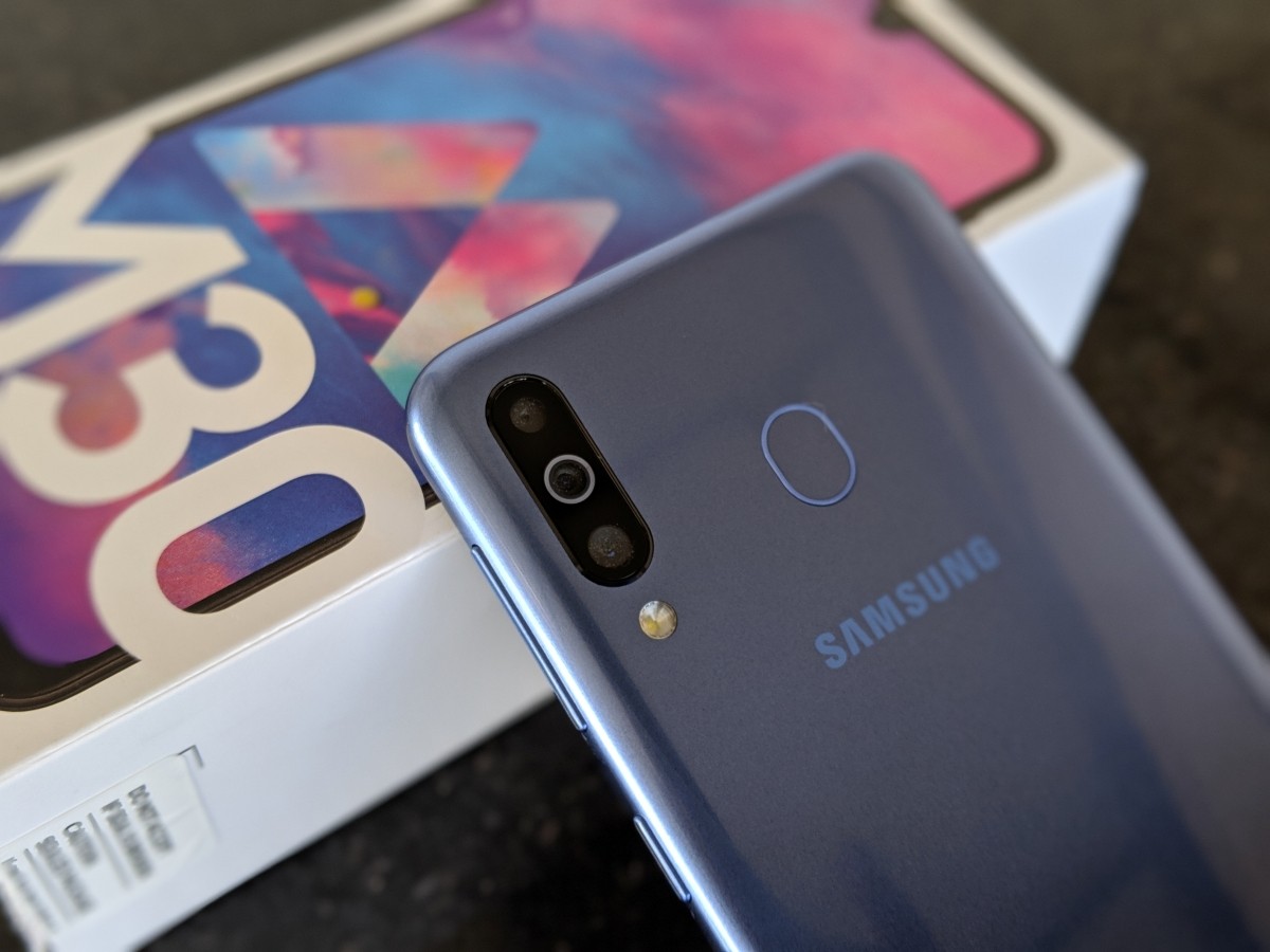 samsung galaxy m30 on