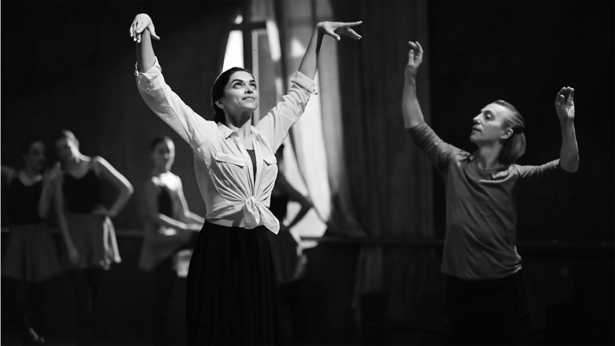 Deepika Padukone learning ballet. Deepika Padukone learning Ballet Dance