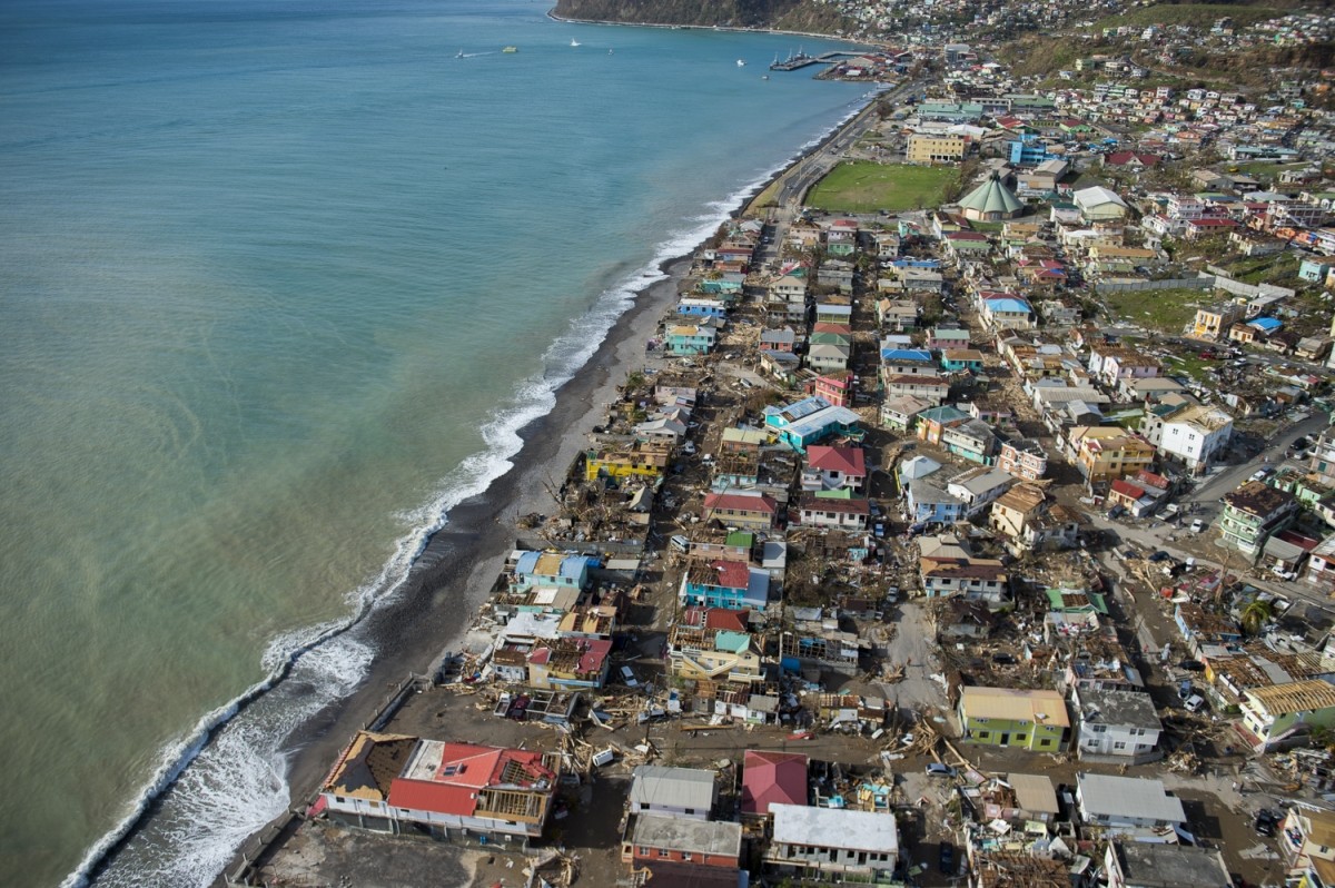 Hurricane Maria batters Dominica Hurricane Maria