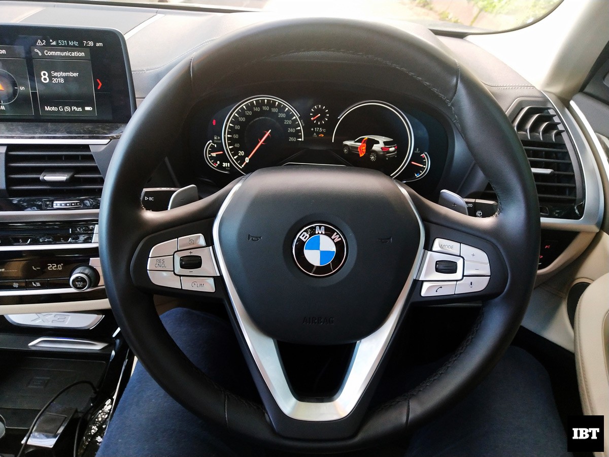 The paddle shifters just add to the overall fun factor of driving the new X3. BMW X3