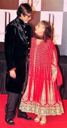 Amitabh Bachchan and Jaya Bhaduri Bachchan (Amitabh Bachchan/Facebook) Amitabh Bachchan and Jaya Bhaduri Bachchan (Amitabh Bachchan/Facebook)
