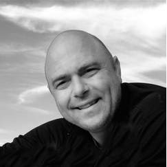 Paul Steele Travel blogger Paul Steele