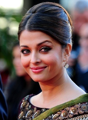 Aishwarya Rai hairstyle