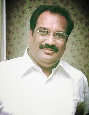 Ahuti Prasad Dies of Cancer: CM N Chandrababu Naidu Tollywood Stars Mourn his Death Ahuti Prasad Dies of Cancer: CM N Chandrababu Naidu Tollywood Stars Mourn his Death