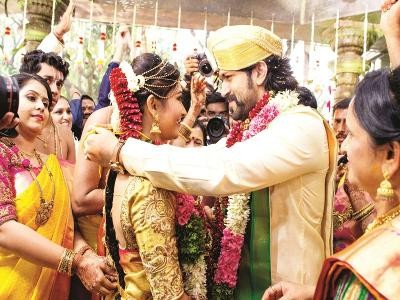 Radhika Pandit Yash Kannada Sex - Yash-Radhika Pandit's Wedding Pictures, Videos, Guests List