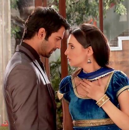 Arnav and Khushi in 'Iss Pyar Ko Kya Naam Doon'
