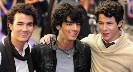 Jonas Brothers Split Unanimously After 'Deep Rift' And Cancelled Tour: Fans Left Shattered