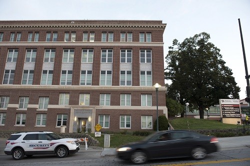 Ebola, Nebraska Medical Center