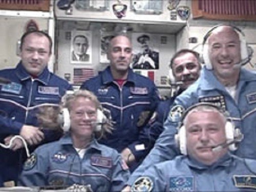 The newly arrived flight engineers and their Expedition 36 crewmates aboard the International Space Station speak with family members and spaceflight officials gathered at Baikonur Cosmodrome in Kazakhstan. Credit: NASA TV The newly arrived flight engineers and their Expedition 36 crewmates aboard the International Space Station