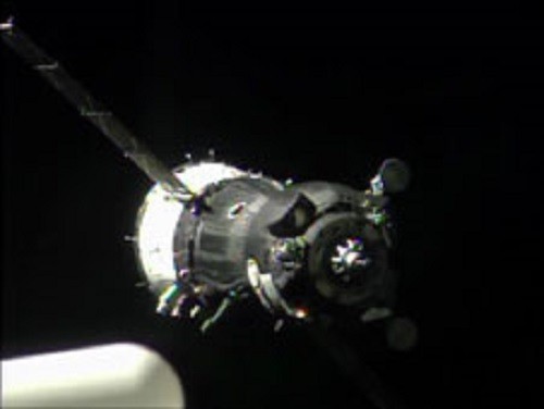 The Soyuz TMA-09M carrying three new Expedition 36 crew members approaches the International Space Station. Photo credit: NASA TV Soyuz TMA-09M