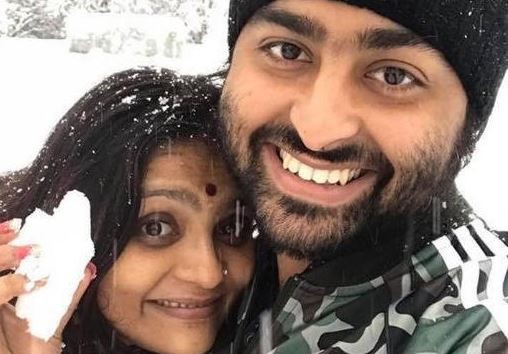Arijit Singh with wife