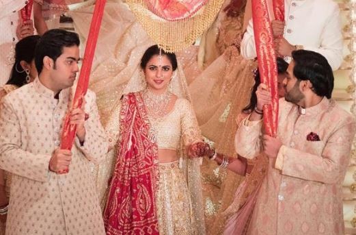ईशा अंबानी Isha Ambani