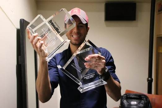Enrique Iglesias with his Billboard Latin Music Awards