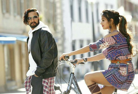 Sudeep, Amala Paul's Hebbuli latest movie pictures 