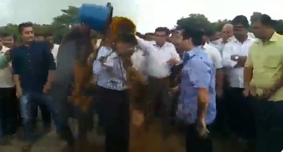 Congress MLA's son thrown mud on engineer