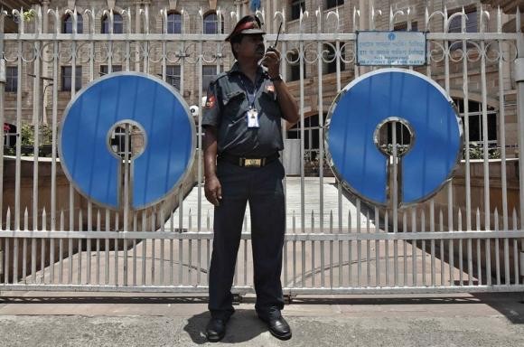 State Bank Of India to raise $300mn State Bank Of India to raise $300mn