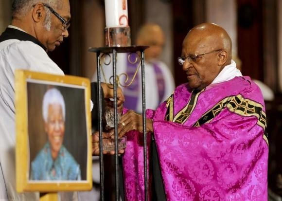 Archbishop Desmond Tutu Archbishop Desmond Tutu