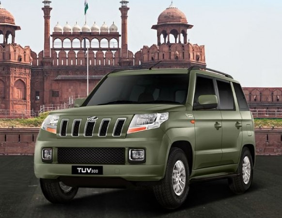 Mahindra TUV300 in Bronze Green colour Mahindra TUV300 Bronze Green