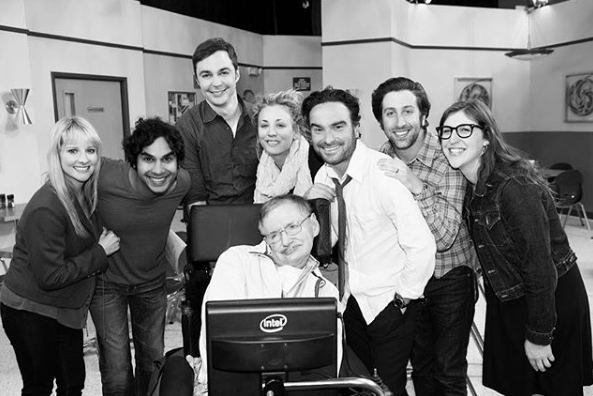 The cast of The Big Bang Theory with Stephen Hawking. Big Bang theory, Stephen Hawking