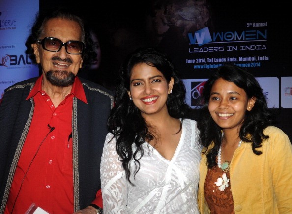 Indian theatre personality and filmmaker Alyque Padamsee, (L), film actress Vishakha Singh (C) and painter Punam A Salecha Indian theatre personality and and film maker Alyque Padamsee, (L), film actress Vishakha Singh (C) and painter Punam A Salecha