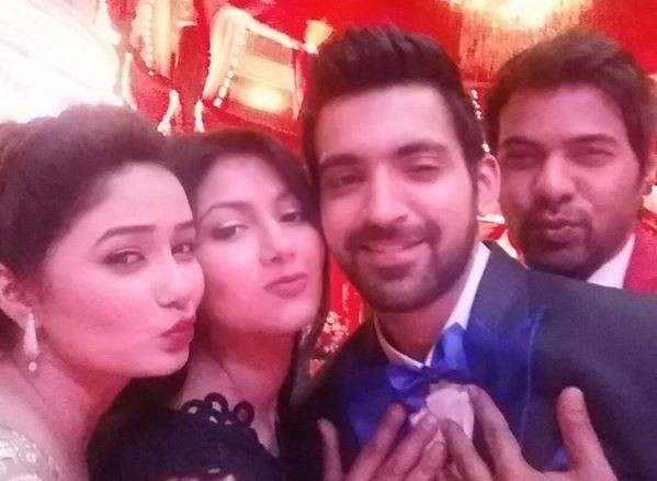 "Kumkum Bhagya:" Is Abhi pretending to be suffering from memory loss? Pictured: "Kumkum Bhagya" co-stars Sriti Jha, Shabbir Ahluwalia, Leena Jumani and Arijit Taneja