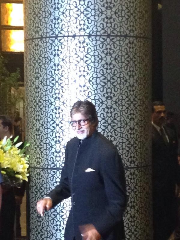 Amitabh Bachchan at Shahid Kapoor Wedding Reception - Photos,Images