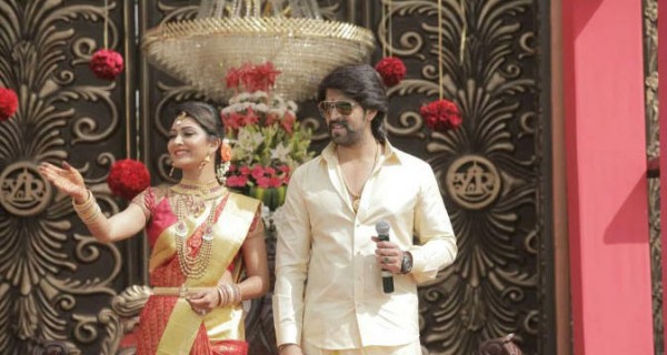 Yash and Radhika Pandit's wedding reception for Fans 