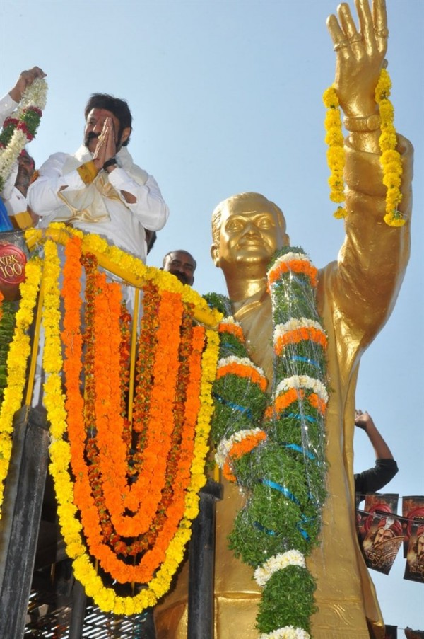 Nandamuri Balakrishna at NTR statue, Karimnagar - Photos,Images,Gallery ...