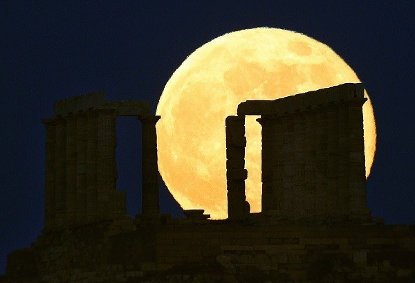 Sharad Purnima (full moon) marks the end of monsoon in India. Supermoon