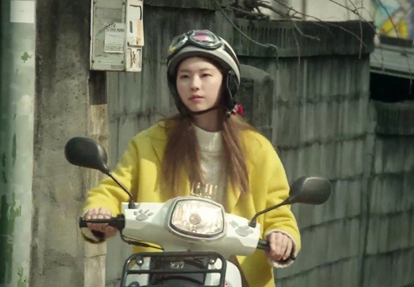 Popular fashion model Kim Jin Kyung as mysterious high school student Kim Bom in KBS drama Andante. Andante