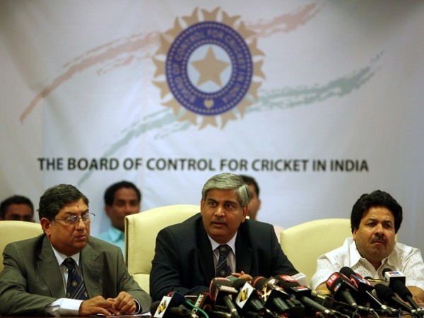 Shashank Manohar (c) has announced a cash prize of Rs 1 crore for the victorious Team India Test side Shashank Manohar