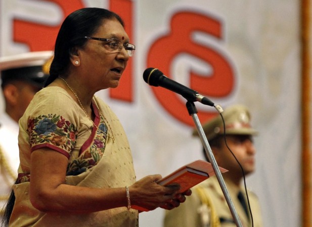 Congress fumes as MP Guv bats for Modi