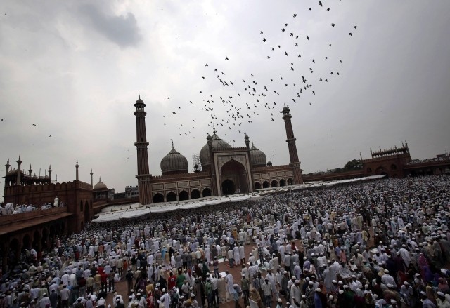 Eid al-Fitr 2012: The End of Ramadan Festivities Around the World