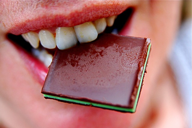 New research shows that flavanols- certain antioxidants present in cocoa, can help retain cognitive health at old age. chocolate, cocoa