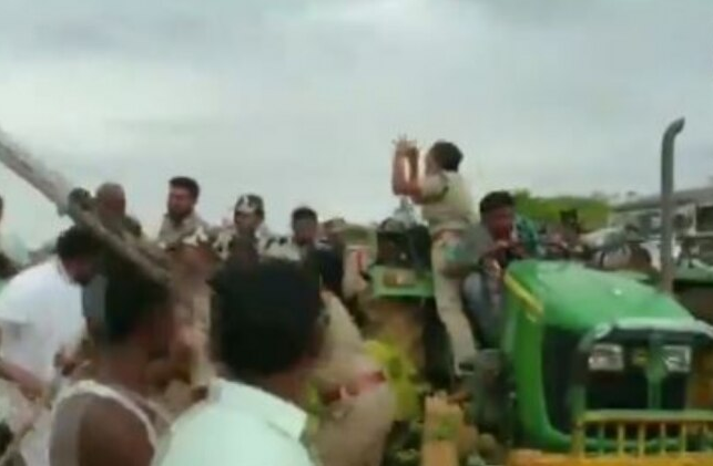 Screen grab from a video of the incident. TRS workers