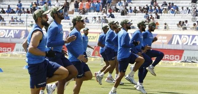 The Indian team is paying a special tribute to the Armed Forces. virat Kohli