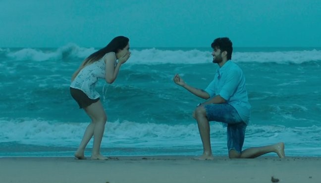 Vijay Devarakonda and Malobika Banerjee in Nee Venakale Nadichi Vijay Devarakonda and Malobika Banerjee in Nee Venakale Nadichi