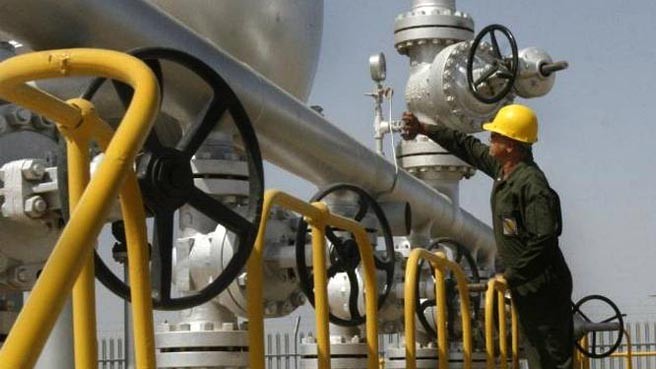 An Iranian oil field. Iranian oil field
