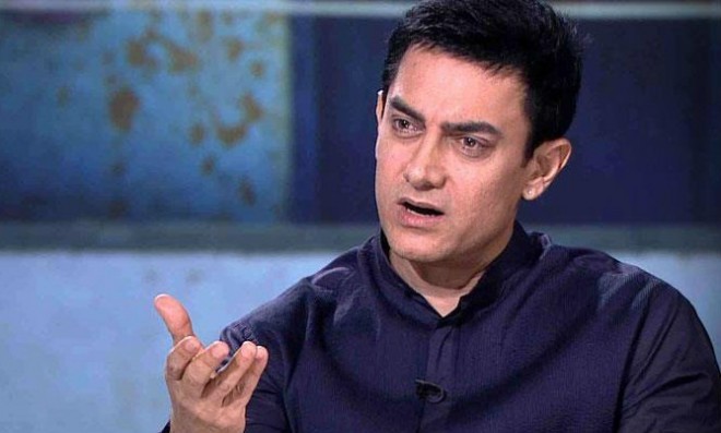 Aamir Khan Postpones 'Dhoom 3' Shooting, Says Not Happy 