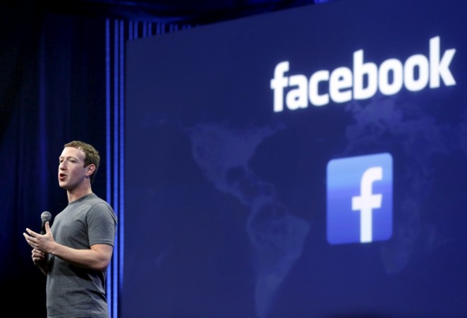 Facebook CEO Mark Zuckerberg speaks during his keynote address at Facebook F8 in San Francisco, California March 25, 2015. Mark Zuckerberg