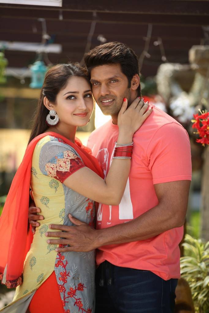 Ghajinikanth movie stills Arya and Sayyeshaa Saigal's film set for