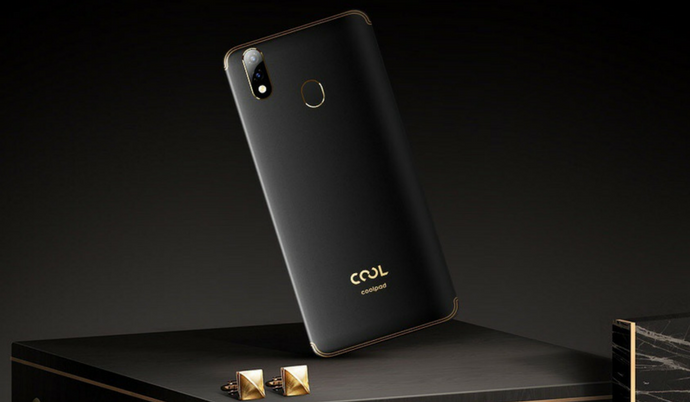 Coolpad Cool 2 comes with a premium-looking back which seems to be inspired by the Vivo V9's back panel Coolpad Cool 2