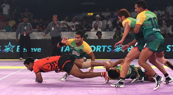 In PKL's double header today Patna will face Jaipur, while Kolkata will lock horns with Mumbai. Pro Kabbadi League